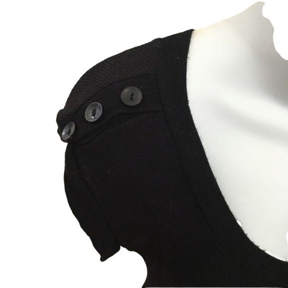 Derek Heart black top.